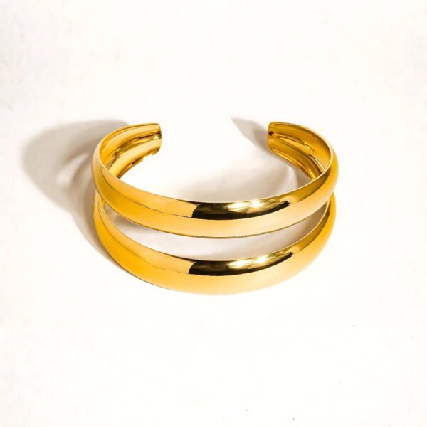 Waterproof, Sweatproof & Tarnish-free 18k gold plated women bracelet