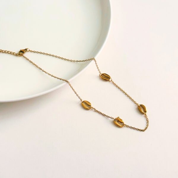 Waterproof, Sweatproof & Tarnish-free 18k gold plated women necklace