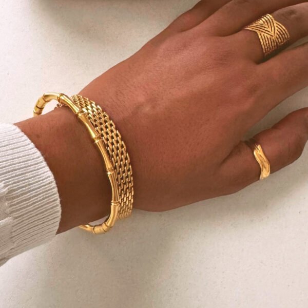 Waterproof, Sweatproof & Tarnish-free 18k gold plated women ring